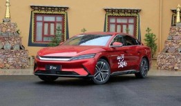 比亞迪最新信息爆料車主,車主揭秘全新車型性能與亮點(diǎn)