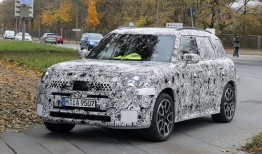 mini最新爆料,顛覆傳統(tǒng)設(shè)計，引領(lǐng)汽車潮流新篇章